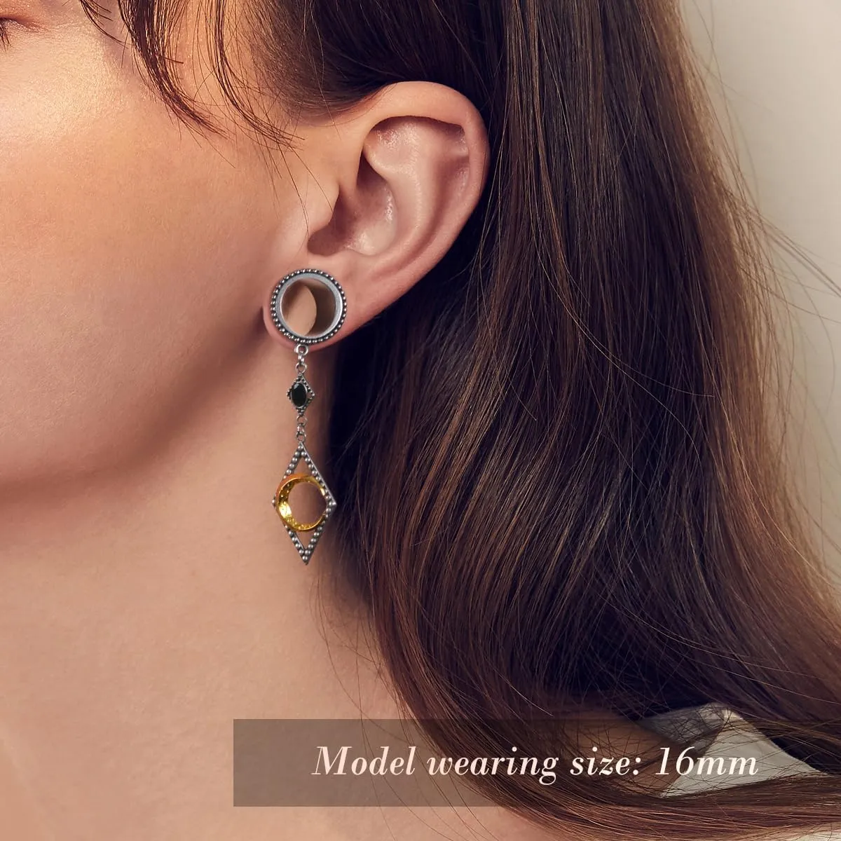 1 Pair Retro Dangle Ear Gauges Piercing Jewelry Stainless Steel Rhombic Inlaid Animals Ear Hangers Plugs Tunnels Women mens Ear Stretchers Earrings Expander.
