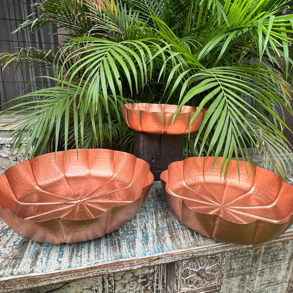 Beaten Metal Urlis :  Set of three